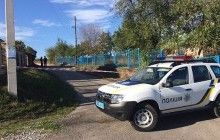 На Тернопільщині невідомі залякують бізнесмена, вдруге підкинувши на його подвір’я муляж вибухівки