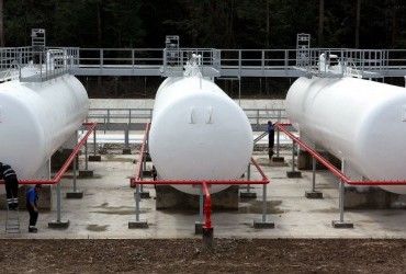Деньги на крови: порты ЕС тайно сбывают более 20% сжиженного газа из РФ