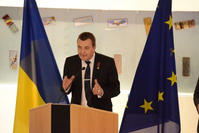 Фото Виставка видатного українського художника Марчука в Європарламенті 27 вересня 2016