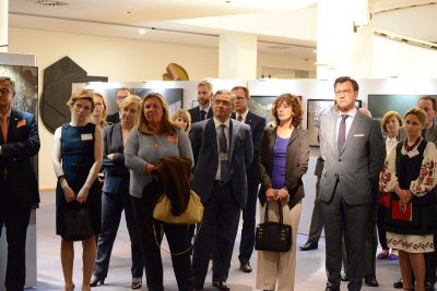 Фото Виставка видатного українського художника Марчука в Європарламенті 27 вересня 2016