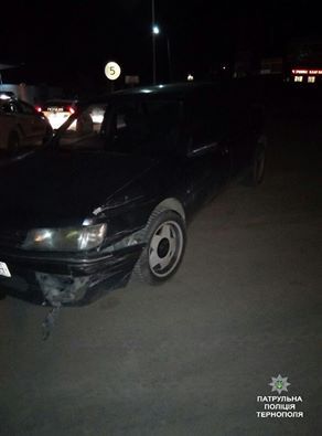На власника автомобіля інспектори теж склали протокол за те, що він передав право керування транспортним засобом особі у стані алкогольного сп’яніння. На власника автомобіля інспектори теж склали протокол за те, що він передав право керування транспортним засобом особі у стані алкогольного сп’яніння.