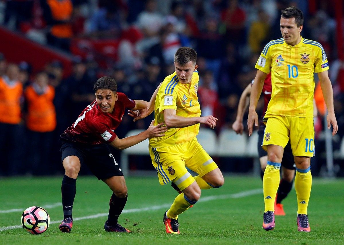 Матч в Турции игроки сборной Украины свели вничью / Reuters