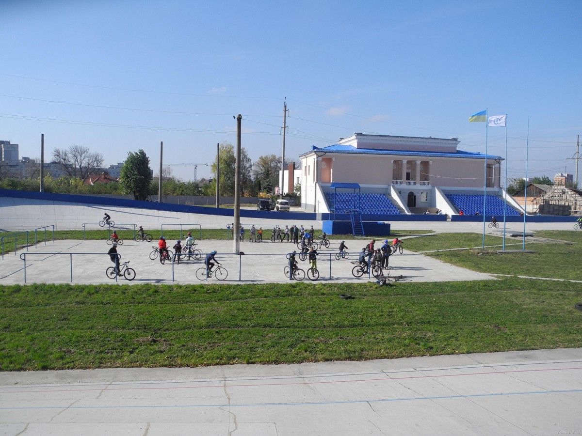 Манеж / dynamo.ua Манеж / dynamo.ua