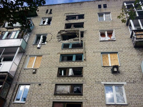 Наслідки нічного обстрілу бойовиками Мар'їнки / dn.npu.gov.ua Наслідки нічного обстрілу бойовиками Мар'їнки / dn.npu.gov.ua