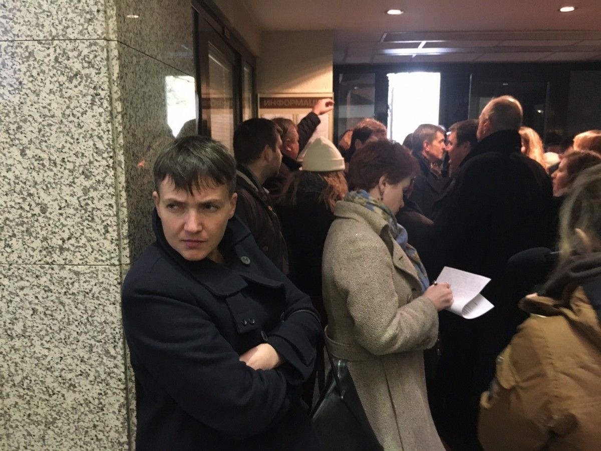 Надежда Савченко прилетела в Москву через Минск / УНИАН Надежда Савченко прилетела в Москву через Минск / УНИАН