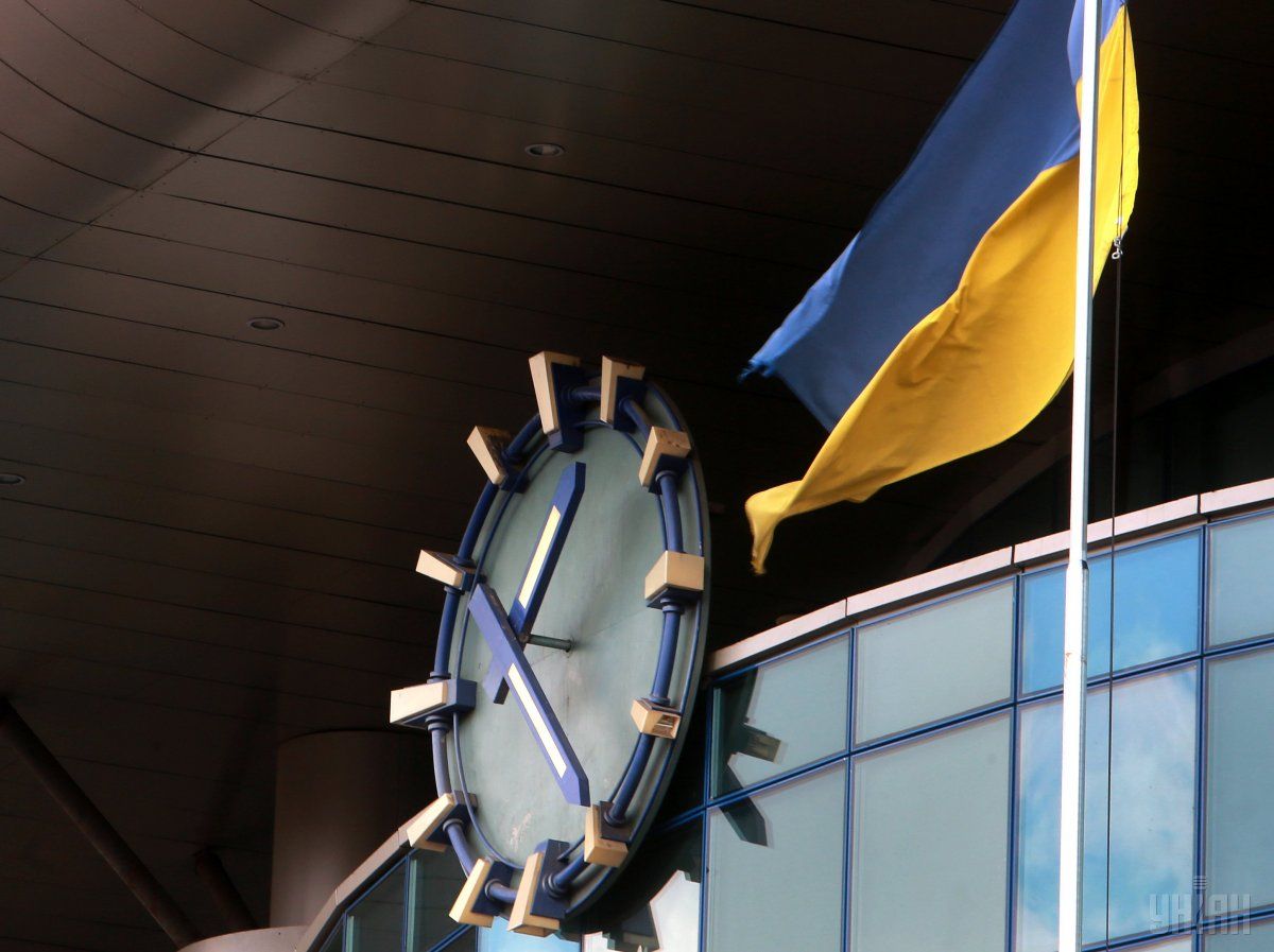 Переведення годинників негативно впливає на людей / фото УНІАН
