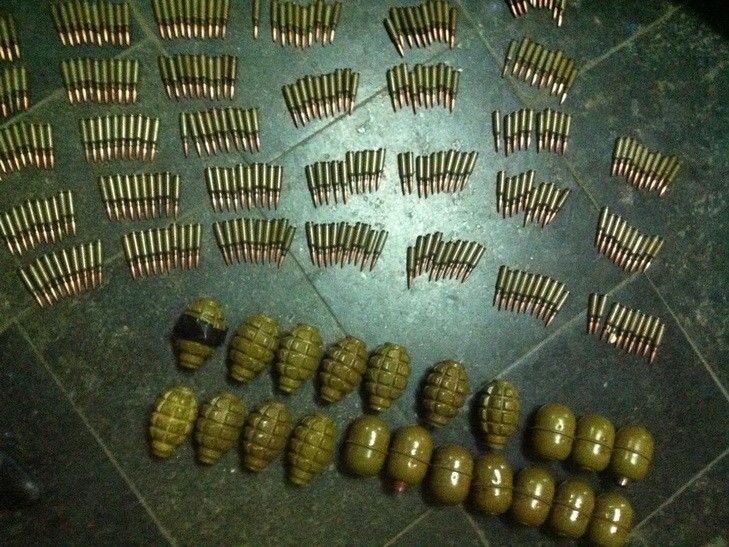 Авто с оружием ехали в Киев / depo.ua Авто с оружием ехали в Киев / depo.ua
