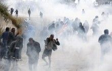 Полиция на севере Франции разогнала протестующих мигрантов (фото)