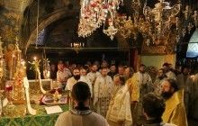 Тысячи верующих молились за мир в Украине в Иерусалиме у Голгофы