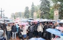 Під Верховною Радою відбулося молитовне стояння віруючих УПЦ проти прийняття законопроекту №4128 (відео)