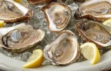 На курорте под Херсоном 18 человек отравились морепродуктами