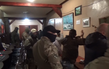 У линии разграничения на Донетчине выявили казино, где неудачливые алкоголики становились боевиками (видео)