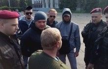 В Одесі на Куликовому полі відбулася сутичка "Правого сектора", антимайданівців та спецназу (фото, відео)