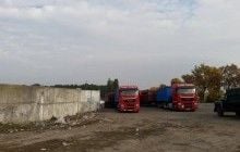 Львівське сміття занесло у селище на Житомирщині - 20 тонн скинули посеред дороги