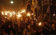 Участники "Марша нации" завершили шествие и начали митинг на Софийской площади (фото)