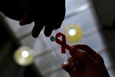 Чоловік, який 40 років хворів на ВІЛ, зцілився: це четвертий випадок у світі