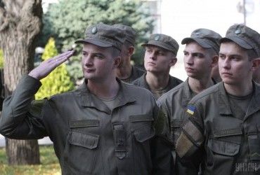 У Міноборони розповіли, чи є потреба у зниженні призовного віку