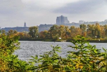 Аномальное тепло в Киеве четыре дня подряд бьет рекорды