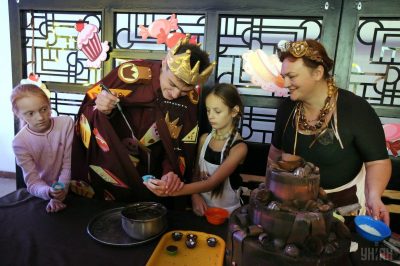 Фото ХІ Национальный праздник шоколада во Львове 15 октября 2016