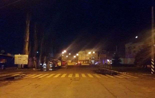 Здания оцепили правоохранители / dn.npu.gov.ua Здания оцепили правоохранители / dn.npu.gov.ua