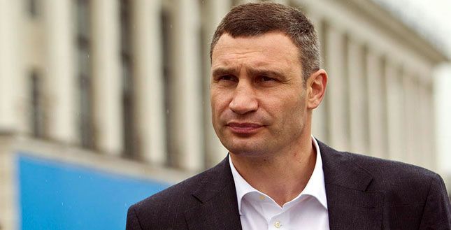 Klitschko to present 'European of Year' award to EP President Schulz in Berlin Klitschko to present 'European of Year' award to EP President Schulz in Berlin