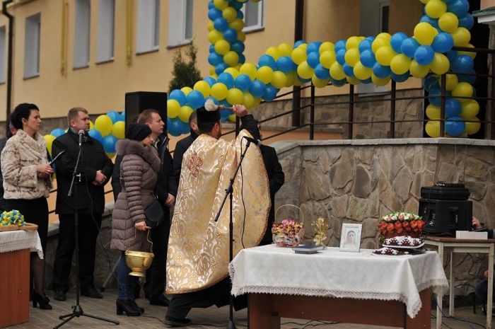 У будинку працівники залізниці отримали 44 однокімнатні квартири та 8 двокімнатних / пресс-служба Тернопольской ОГА У будинку працівники залізниці отримали 44 однокімнатні квартири та 8 двокімнатних / пресс-служба Тернопольской ОГА