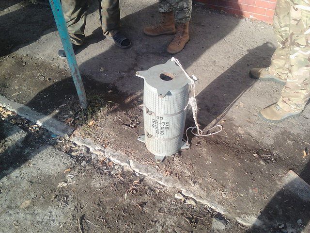 Правоохоронці виявили вибухівку в безпосередній близькості від дороги / ssu.gov.ua Правоохоронці виявили вибухівку в безпосередній близькості від дороги / ssu.gov.ua