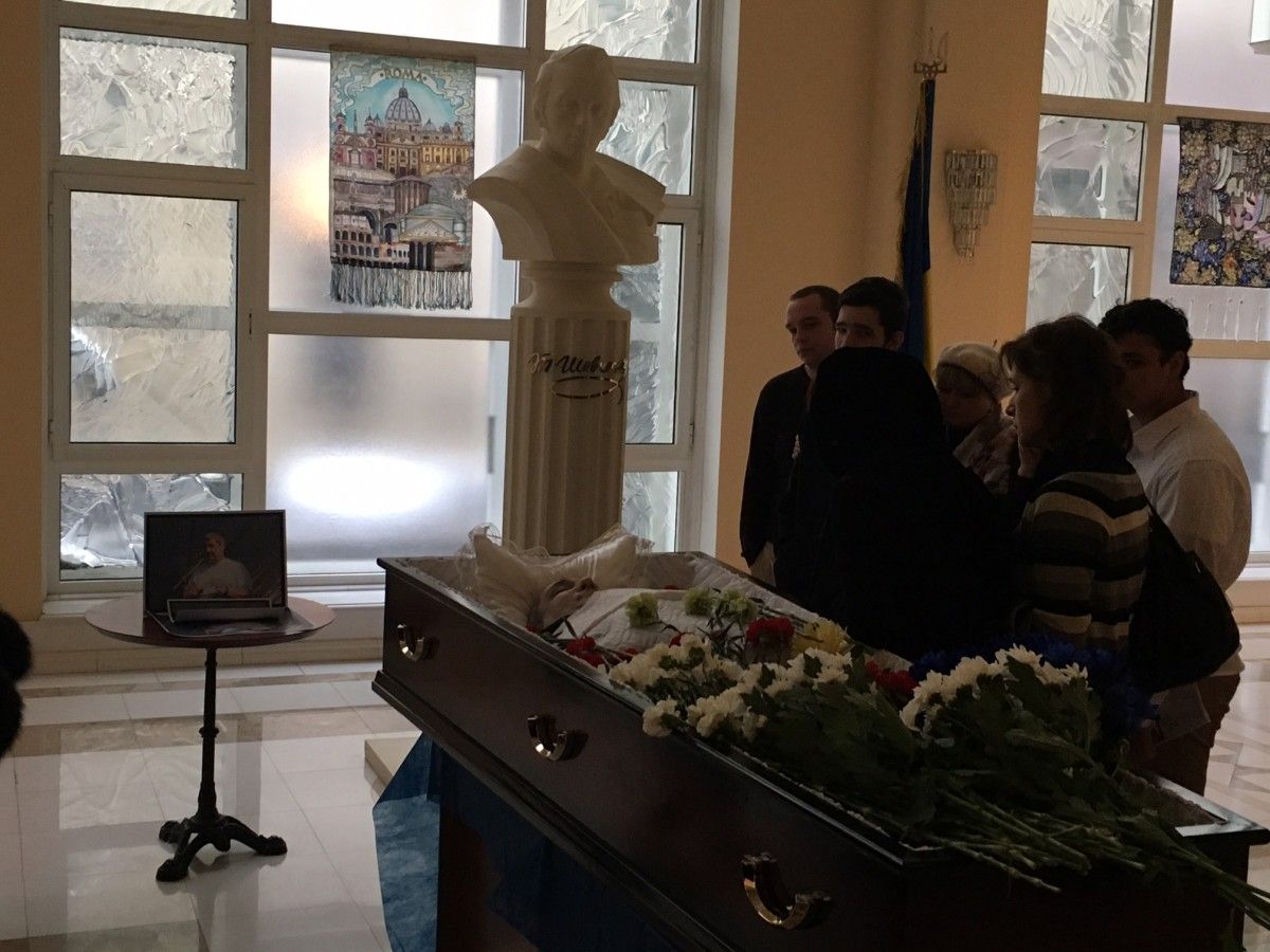 Шрейдлера поховають сьогодні на Булатніковському кладовищі / УНІАН Шрейдлера поховають сьогодні на Булатніковському кладовищі / УНІАН