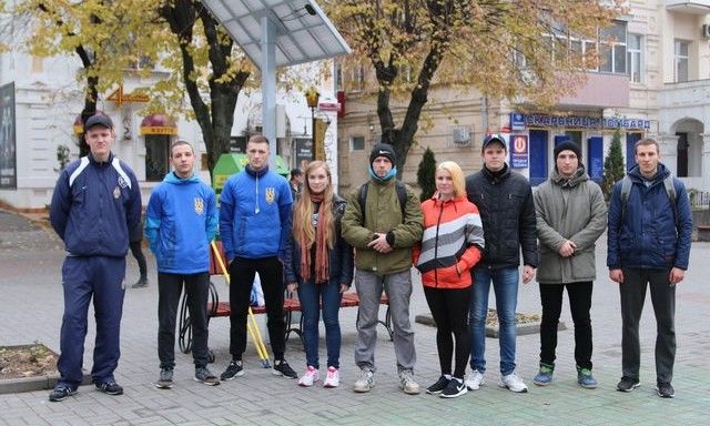 В рамках этого дня в Виннице провели двухкилометровый беговой марафон / Фото: vinnitsa.info В рамках этого дня в Виннице провели двухкилометровый беговой марафон / Фото: vinnitsa.info