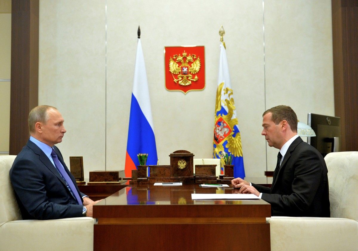 Володимир Путін і Дмитро Медведєв / REUTERS Володимир Путін і Дмитро Медведєв / REUTERS