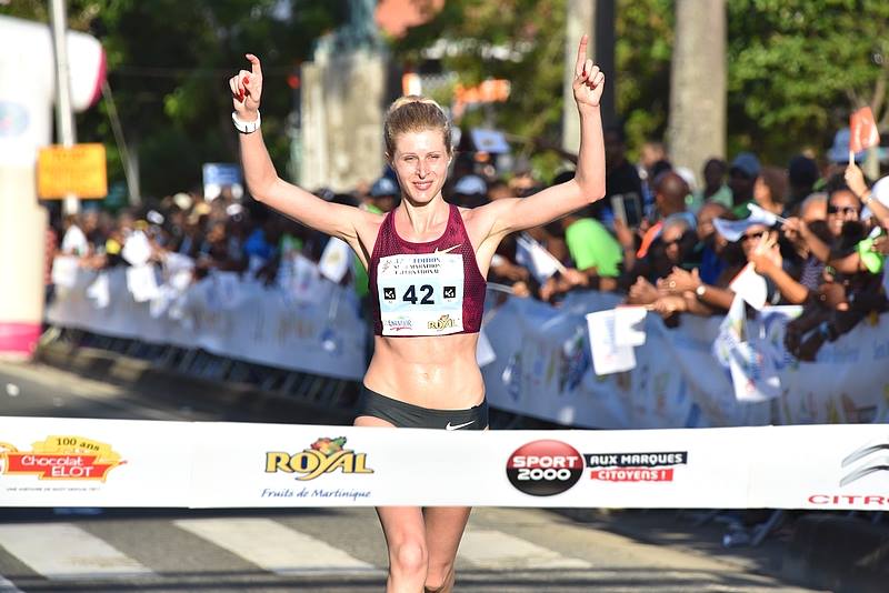 Дарья Михайлова выиграла полумарафон на Корсике / facebook.com/SemiMarathonInternationalMartinique Дарья Михайлова выиграла полумарафон на Корсике / facebook.com/SemiMarathonInternationalMartinique