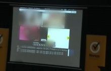 В Австралії спортсмен під час презентації випадково показав порнозображення (відео)