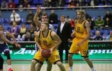 "Будівельник" здолав "Миколаїв" й став лідером Суперліги