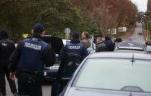 На Закарпатье автомобилисты заблокировали дороги на границе с Румынией и Словакией (фото)