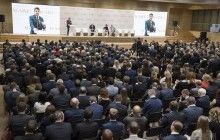 "Старими методами побудувати нову Україну неможливо": Гройсман розповів бізнесу про плани Кабміну