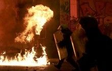 Сльозогінний газ та шумові гранати: У Греції протести завершилися сутичками з поліцією