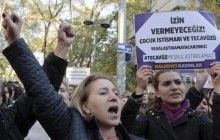 У Стамбулі сотні людей протестують проти узаконення шлюбу з неповнолітніми