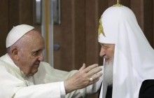 Папа Римський подарував Патріарху Кирилу частку мощей Франциска Ассизького (рос.)