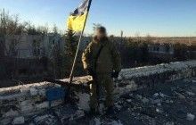 Під Маріуполем сталося бойове зіткнення, важко поранено українського розвідника "Павука" (фото)