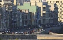 Останній кортеж Кастро або як кубинці прощаються зі своїм "команданте" (фоторепортаж)