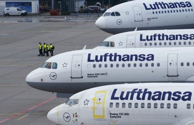 Lufthansa отменит 1300 рейсов из-за забастовки бортпроводников