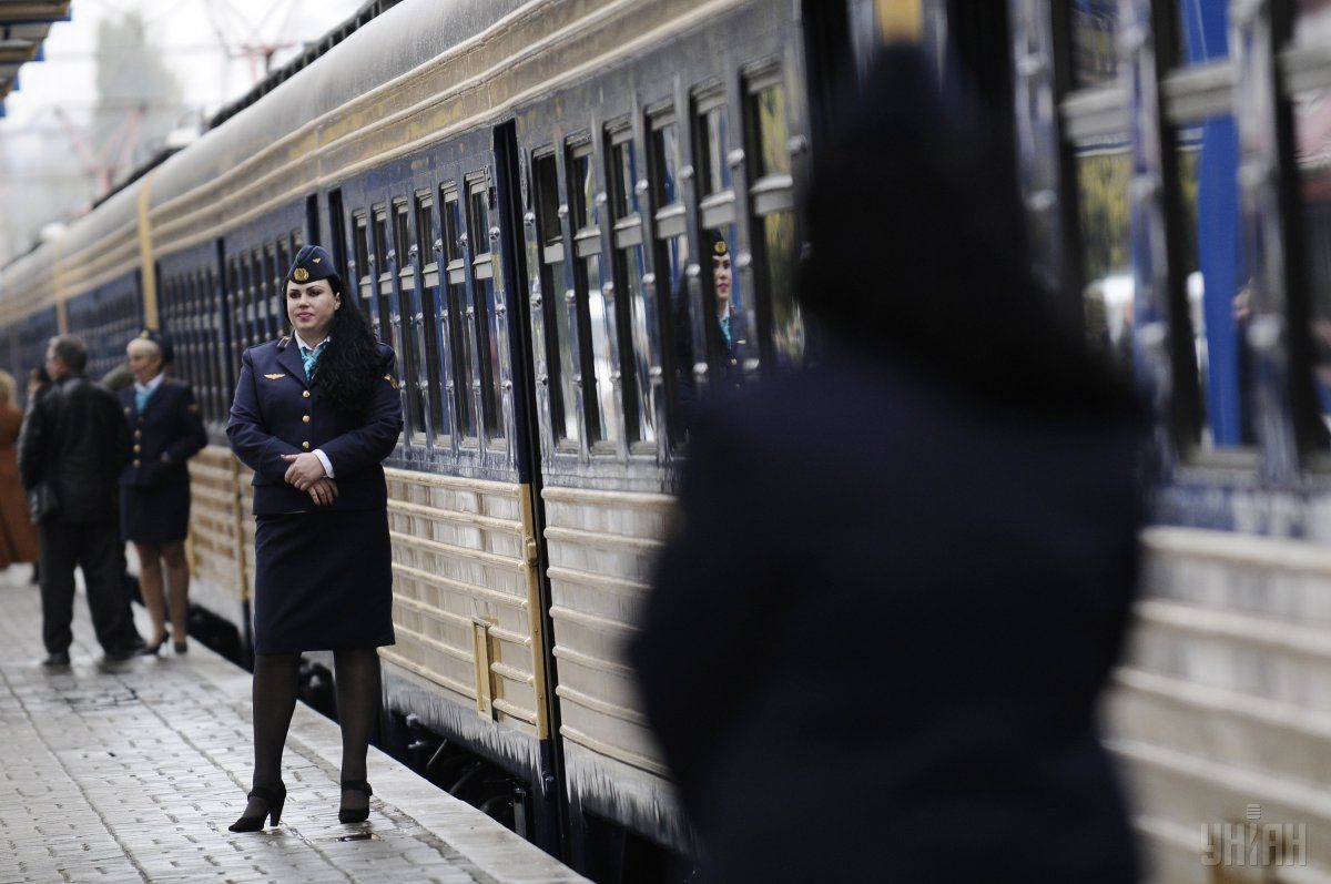 У потязі намагалися зґвалтувати пасажирку - УЗ розбирається в інциденті / Фото УНІАН