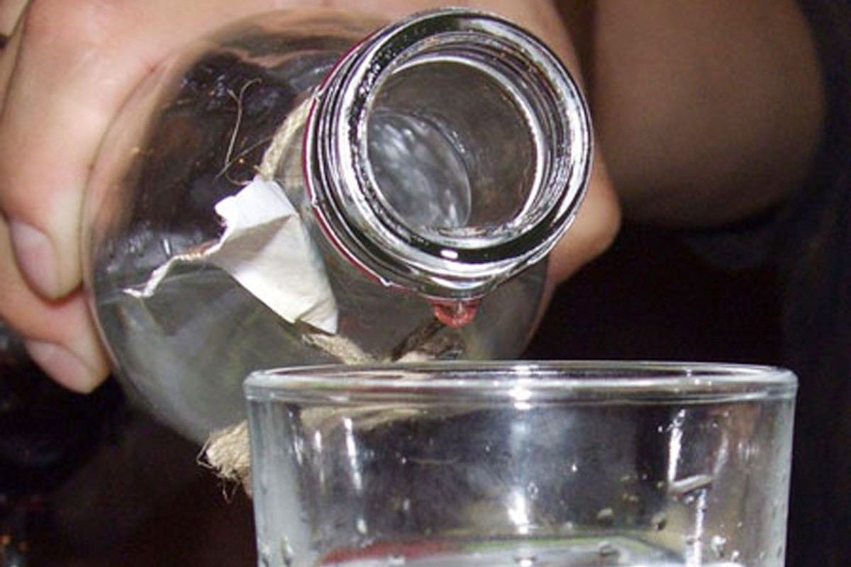 В Херсонской области правоохранители изъяли фальсифицированный алкоголь на 2,3 млн грн Фото: altaynews.kz