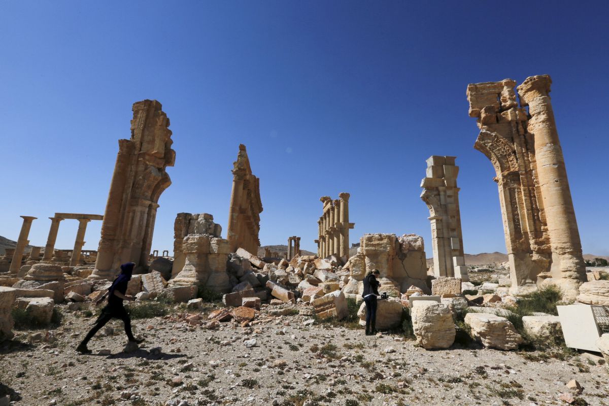 Reuters: Syrian Army Announces Recapture Of Palmyra From Islamic State ...