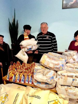 Всього роздали 500 таких наборів Всього роздали 500 таких наборів