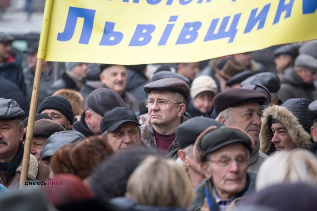 На Львовщине проезд в общественном транспорте для пенсионеров станет платным / фото dyvys.info На Львовщине проезд в общественном транспорте для пенсионеров станет платным / фото dyvys.info