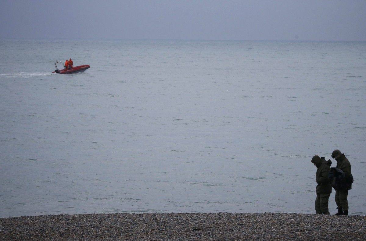 Работы на месте падения Ту-154 в Черное море / REUTERS