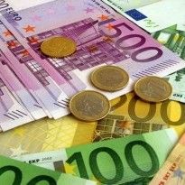 Hryvnia sets new record: NBU's official forex rate weakens to UAH 35.07 to euro