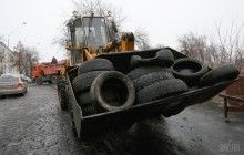 Лидер "движения ОУН": Мы хотели привезти на Банковую грейдер, но нам его негде взять