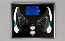 В США стартовали продажи кроссовок Nike, которые самостоятельно завязывают шнурки (видео)